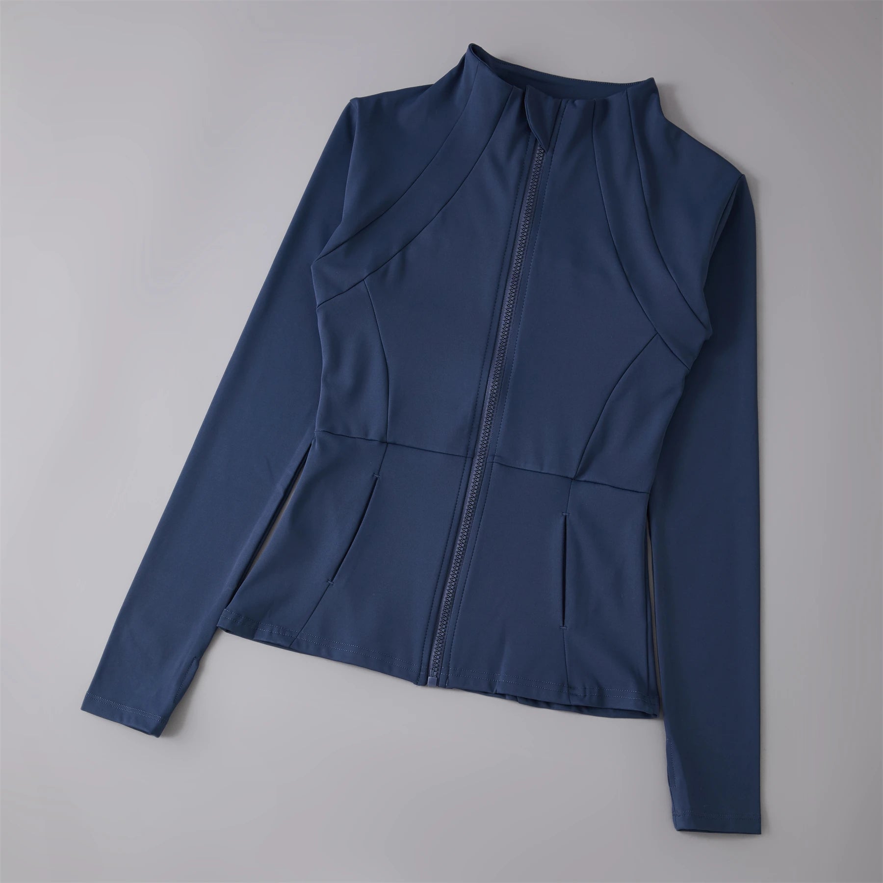 Veste de Sport Femme – Chic et Élégante